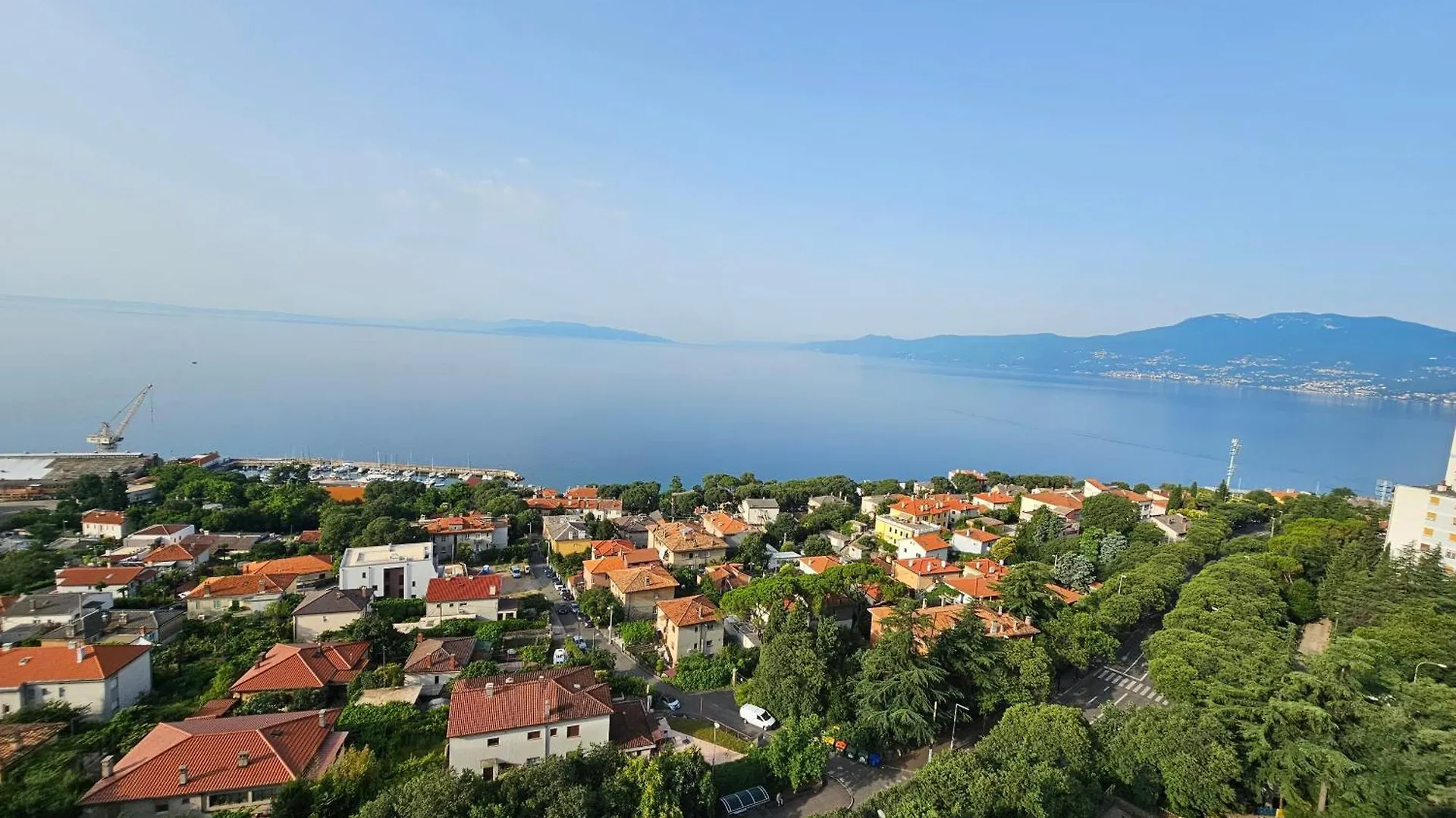 Apartment Apartman Sky Rijeka