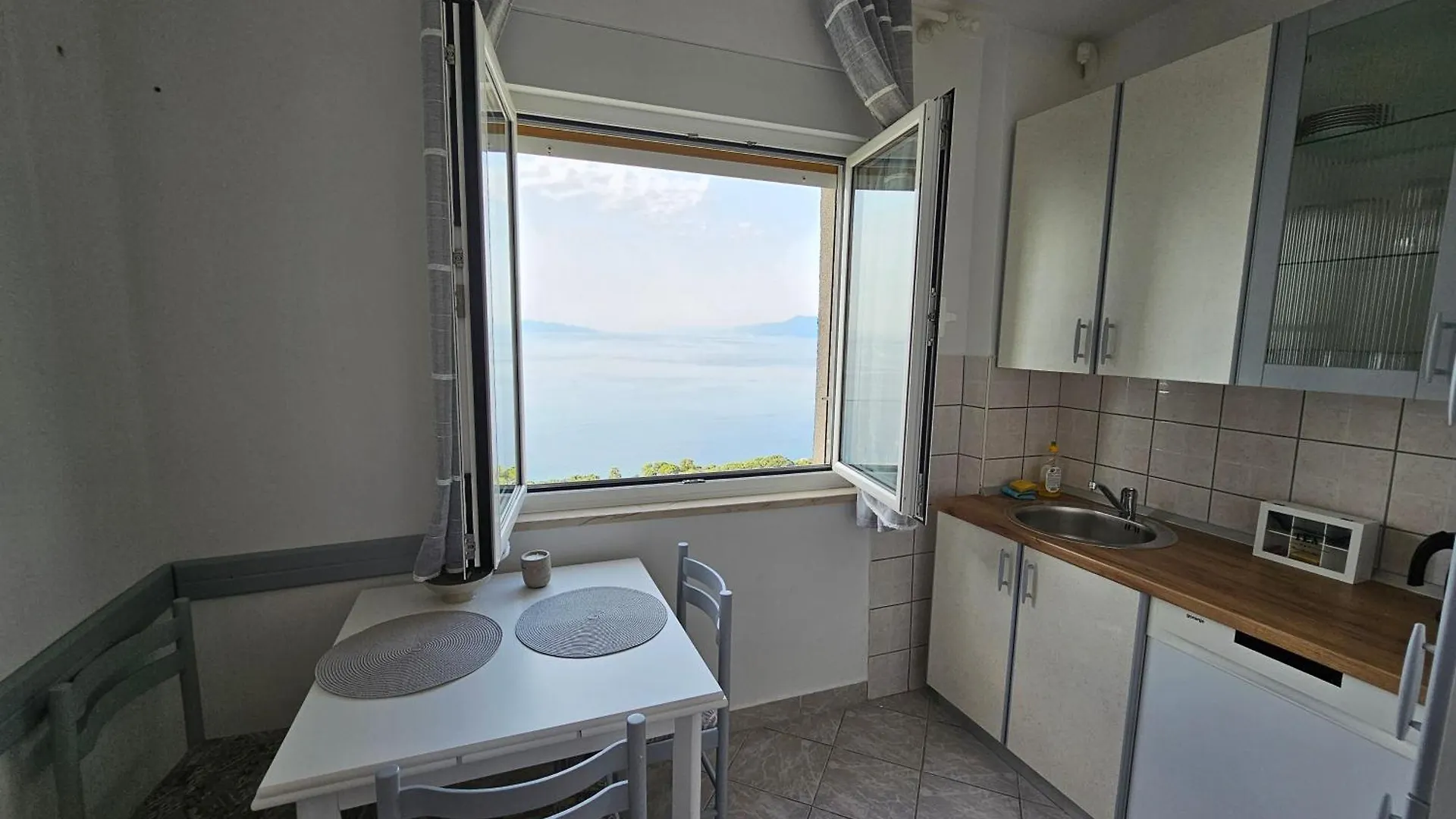 Apartment Apartman Sky Rijeka Croatia