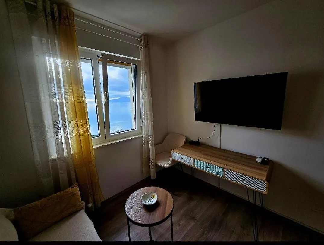 Apartman Sky Fiume 0*,